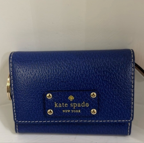 kate spade Handbags - Kate Spade Wellesley Darla Wallet